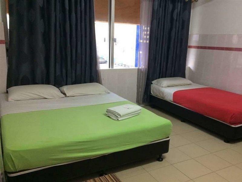 Comfort Two Hotel 2*